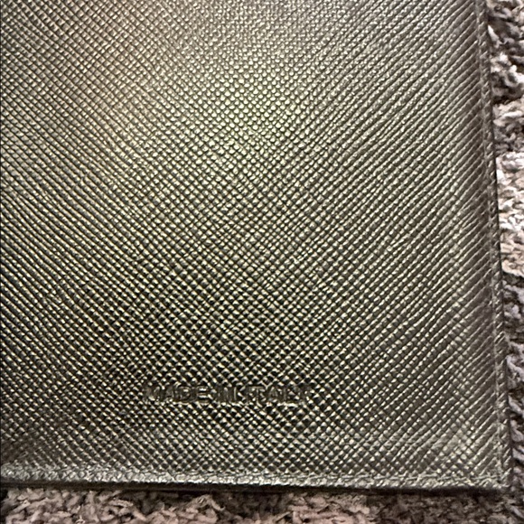 Vitage Prada Black Nylon Chedckbook Wallet - Picture 5 of 7